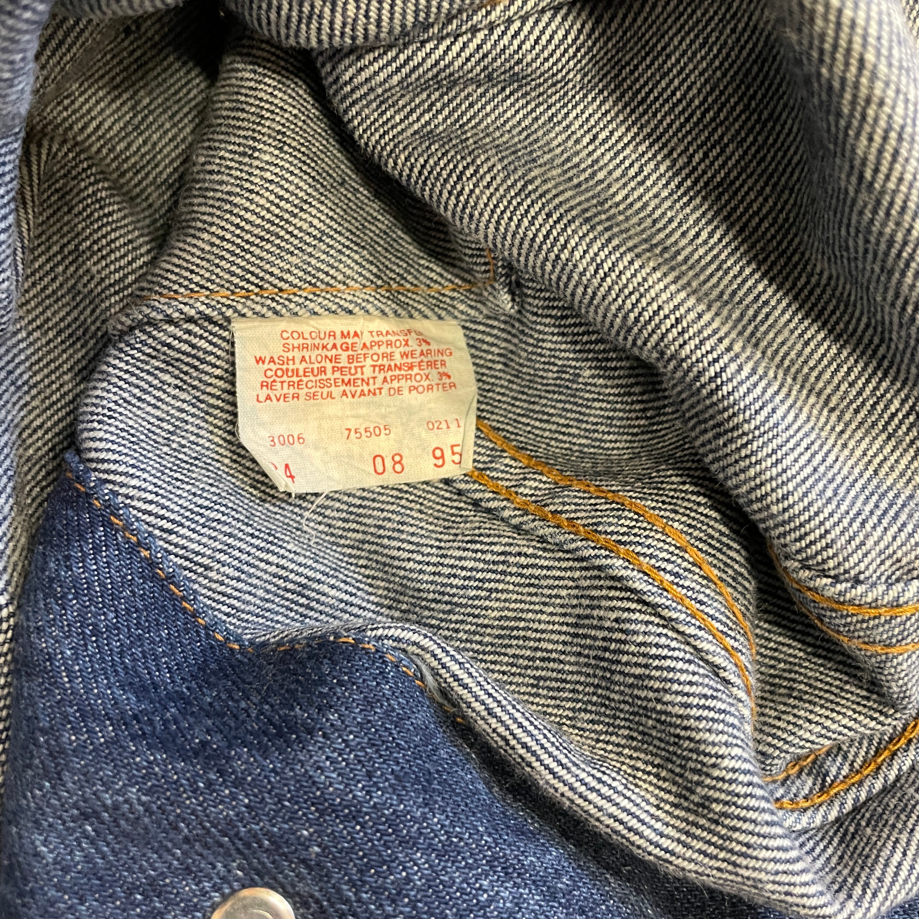 1111 Levi's Deadstock 2 Pocket Red Tab Mid-Wash Made in Canada Vintage Denim Trucker Jacket Size S Tops Public Butter 
