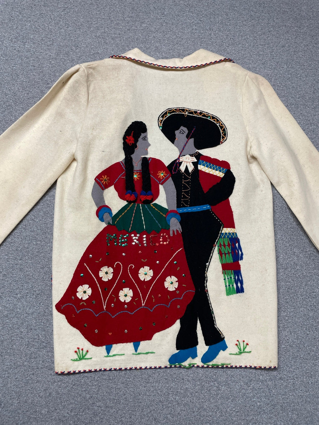 Vintage 1950s Mexican Lopez Wool Embroidered Folk Jacket