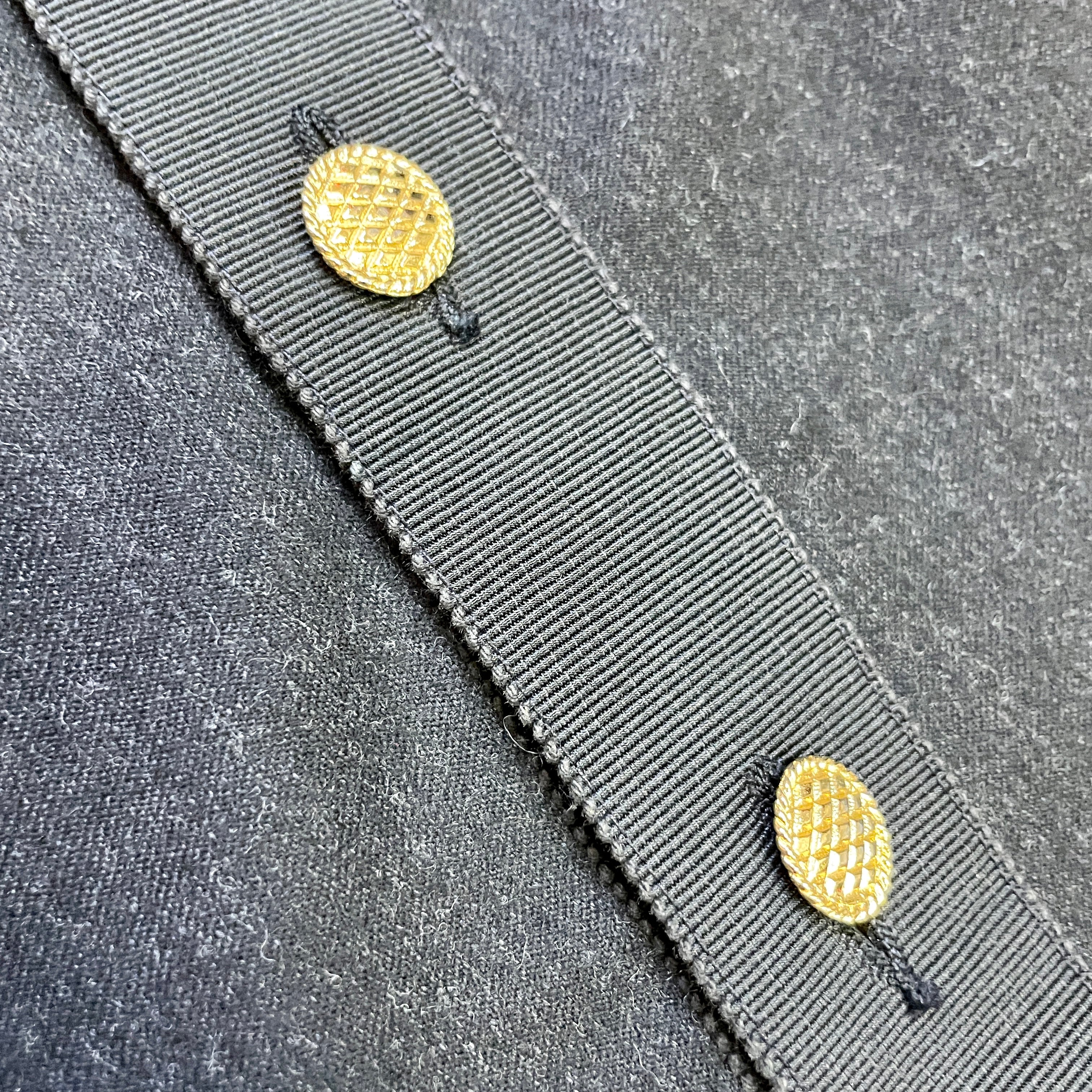 Chanel Paris Designer Vintage Mini-Skirt With Golden Button Accents 28" Waist Tops Black Market Toronto 