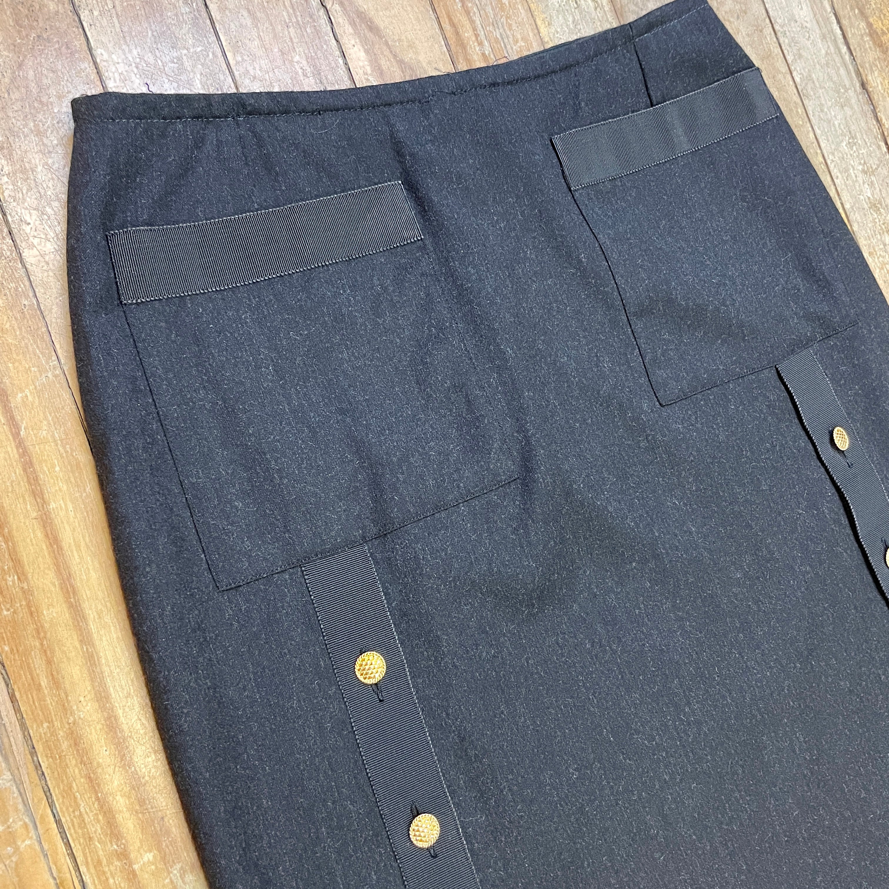 Chanel Paris Designer Vintage Mini-Skirt With Golden Button Accents 28" Waist Tops Black Market Toronto 