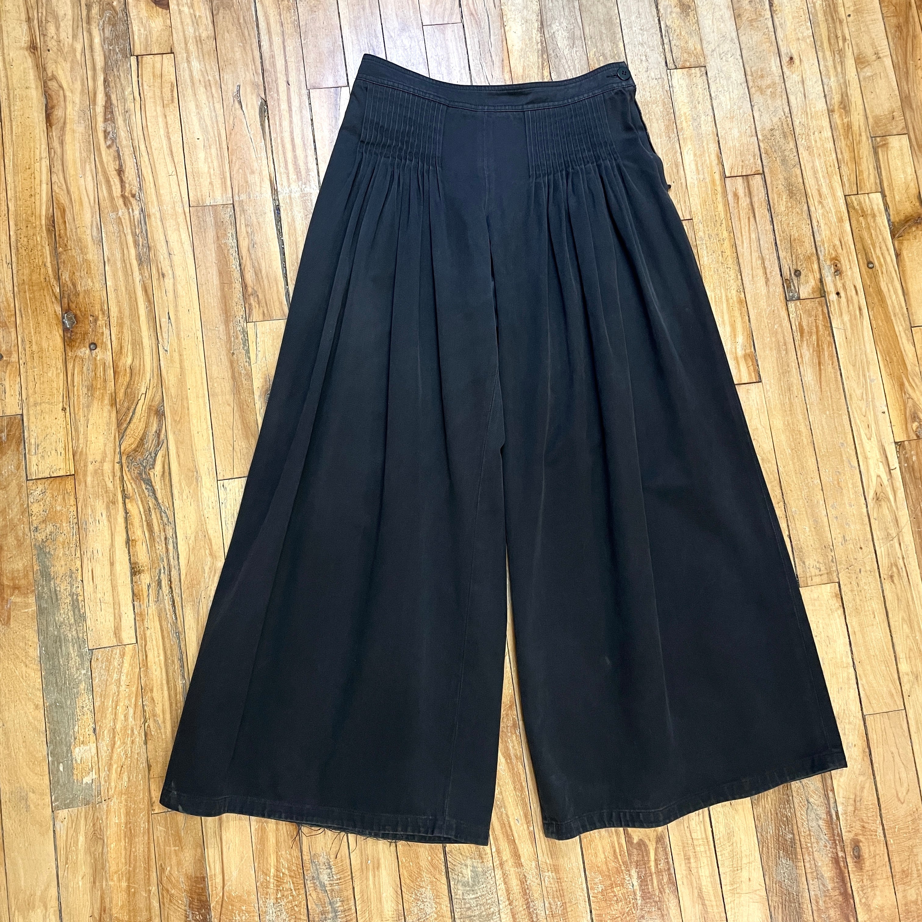 @Chanel Vintage Designer Denim Trousers Made in France Size Tops Public Butter 