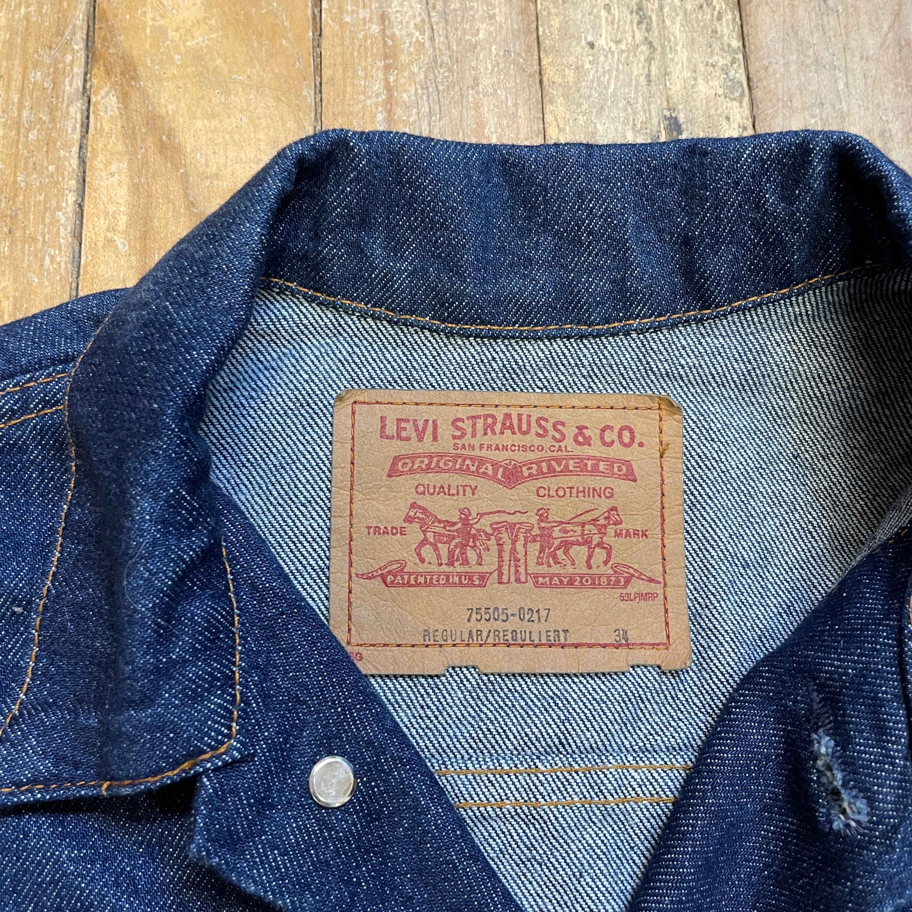 Levi's Deadstock 2 Pocket Red Tab Union Made in Canada Vintage Denim Trucker Jacket Size 34 Tops Public Butter 