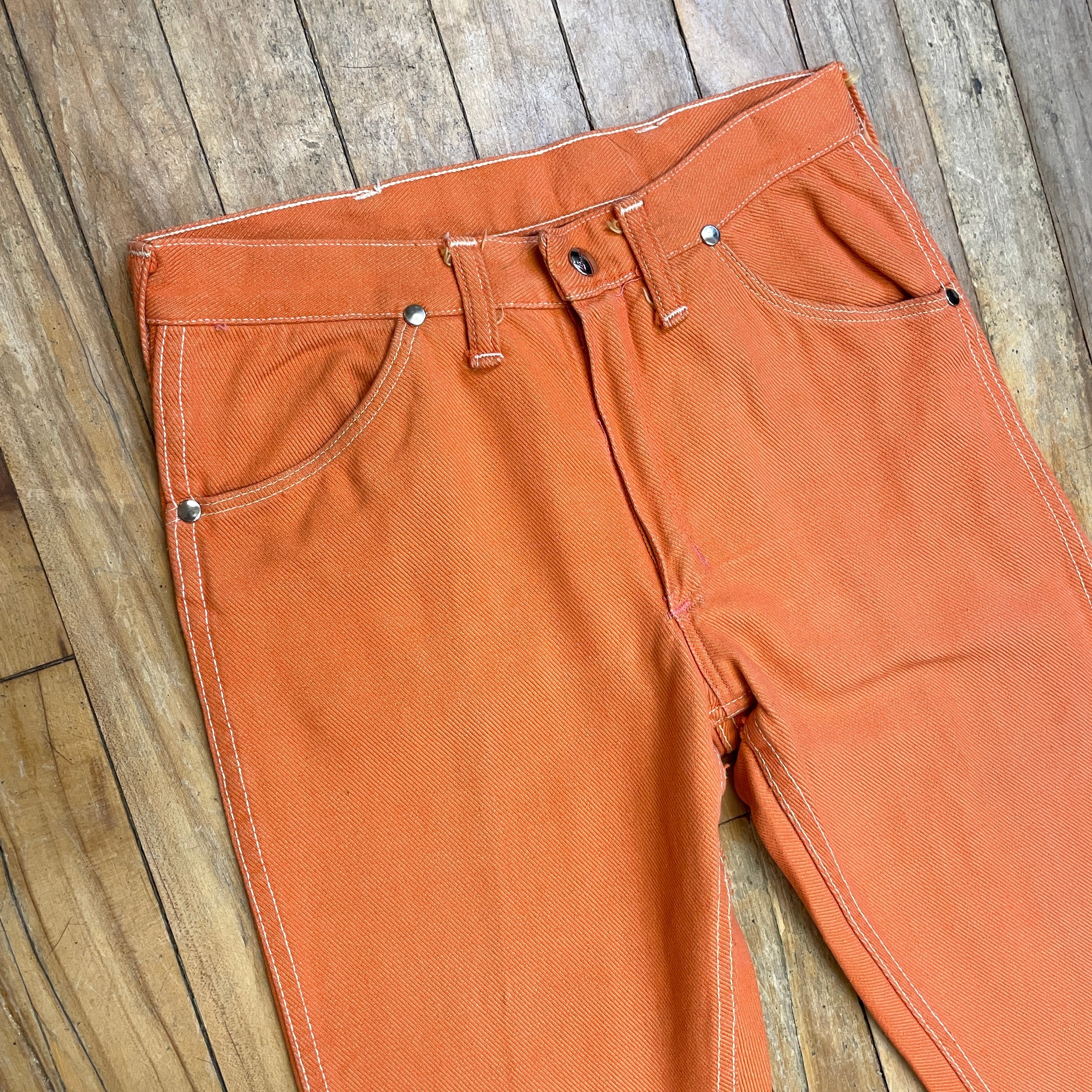 RARE 60s Wrangler Sanforized Blue Bell Made in Canada Creamsicle Coloured Twill Trousers with Pocket Rivets and Lightning Zipper Size 28" Bottoms Public Butter 